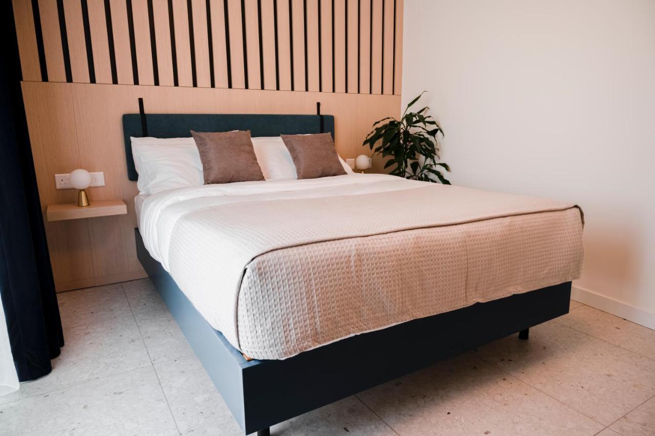Townhouse17 Boutique Bed & Breakfast Victoria Exteriör bild