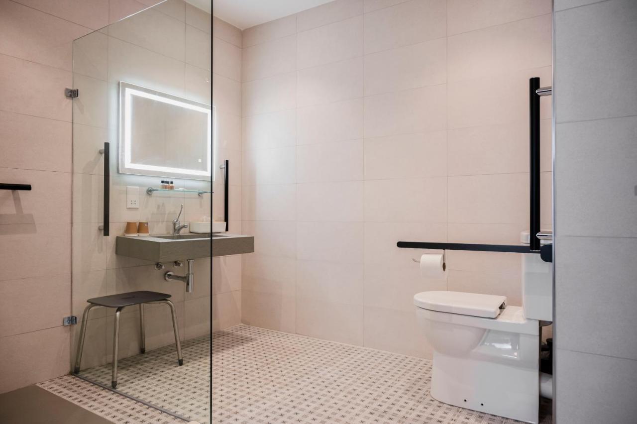 Townhouse17 Boutique Bed & Breakfast Victoria Exteriör bild