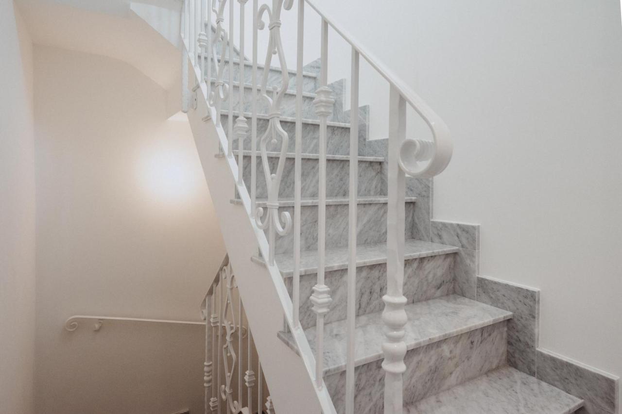 Townhouse17 Boutique Bed & Breakfast Victoria Exteriör bild